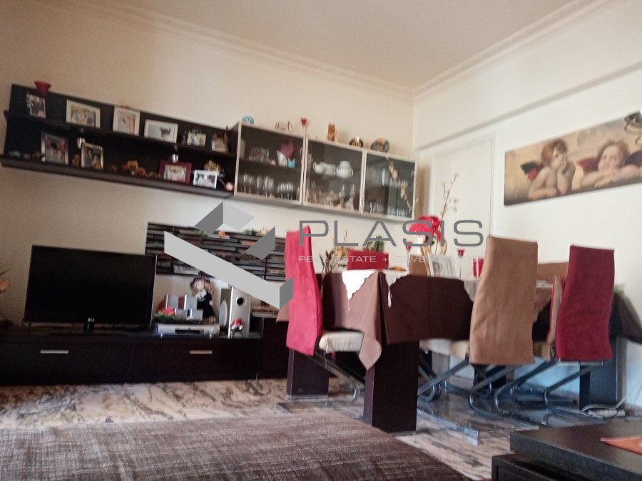 Κτίριο 190 τ.μ. πρός πώληση, Αθήνα - Δυτικά Προάστια, Πετρούπολη