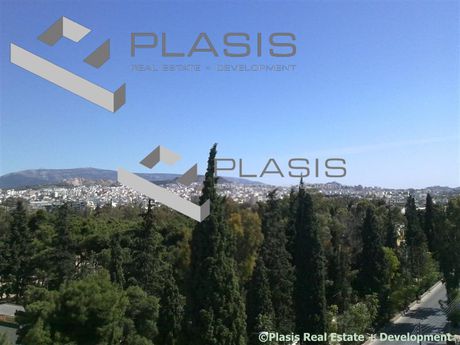 Detached home 875 sqm for sale