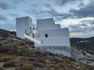 Συγκρότημα διαμερισμάτων 300 τ.μ. για πώληση