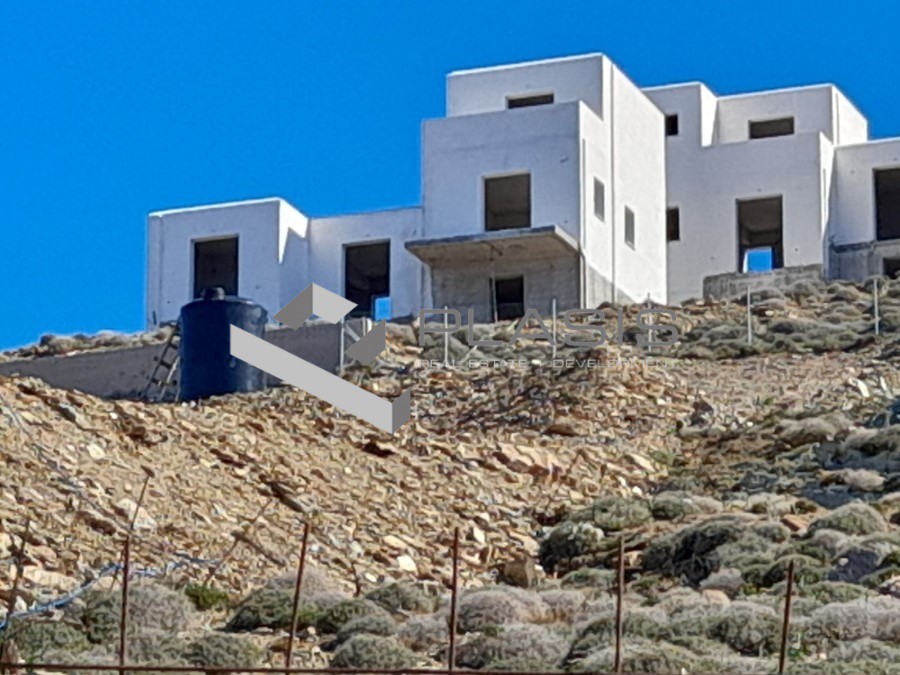 Συγκρότημα διαμερισμάτων 300 τ.μ. πρός πώληση, Κυκλάδες, Άνδρος