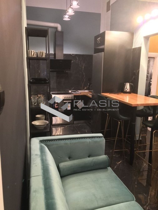 Επιχειρηματικό κτίριο 450 τ.μ. προς πώληση, Αθήνα - Κέντρο, Εξάρχεια - Νεάπολη