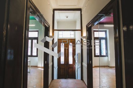 Επιχειρηματικό κτίριο 350τ.μ. για πώληση-Κολωνός - κολοκυνθούς