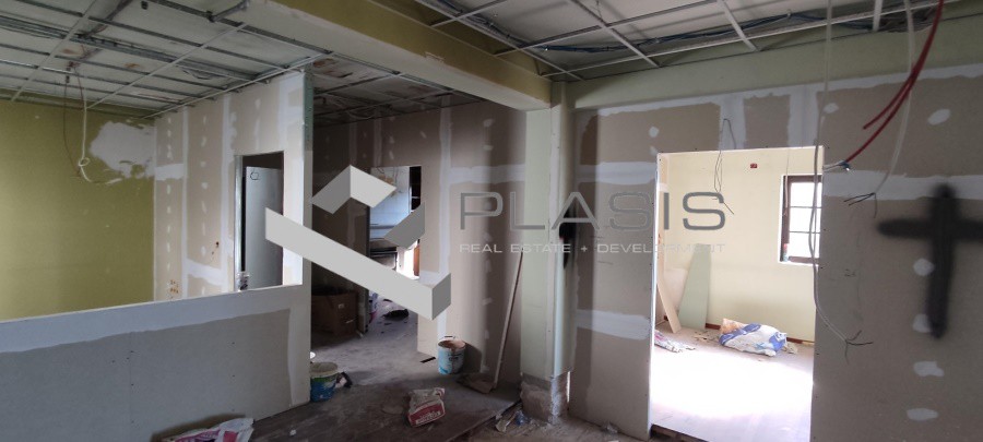 Επιχειρηματικό κτίριο 1.070 τ.μ. πρός πώληση, Αθήνα - Κέντρο, Κυψέλη