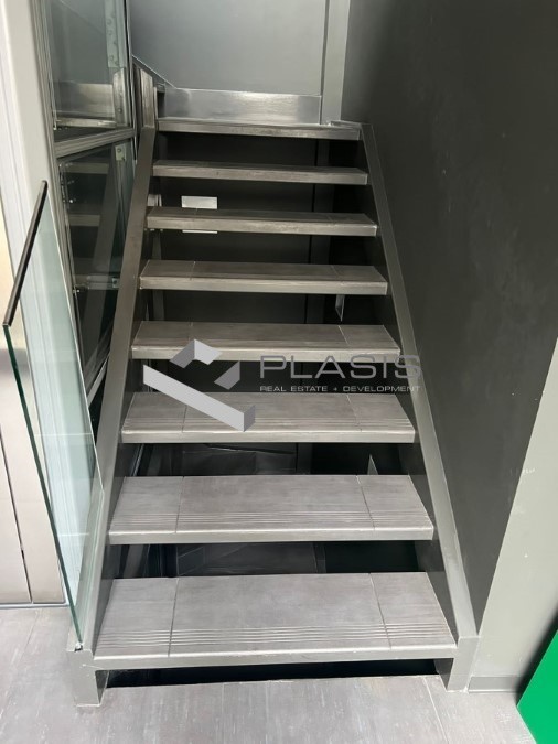 Επιχειρηματικό κτίριο 382 τ.μ. πρός ενοικίαση, Αθήνα - Βόρεια Προάστια, Μαρούσι