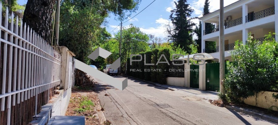 Οικόπεδο 1.679 τ.μ. προς πώληση, Αθήνα - Βόρεια Προάστια, Δροσιά