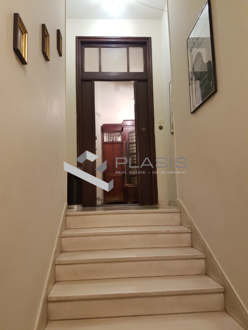 Γραφείο 500 τ.μ. πρός ενοικίαση, Αθήνα - Κέντρο, Εξάρχεια - Νεάπολη