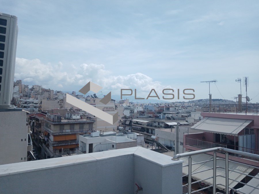Επιχειρηματικό κτίριο 656 τ.μ. πρός πώληση, Πειραιάς, Ταμπούρια