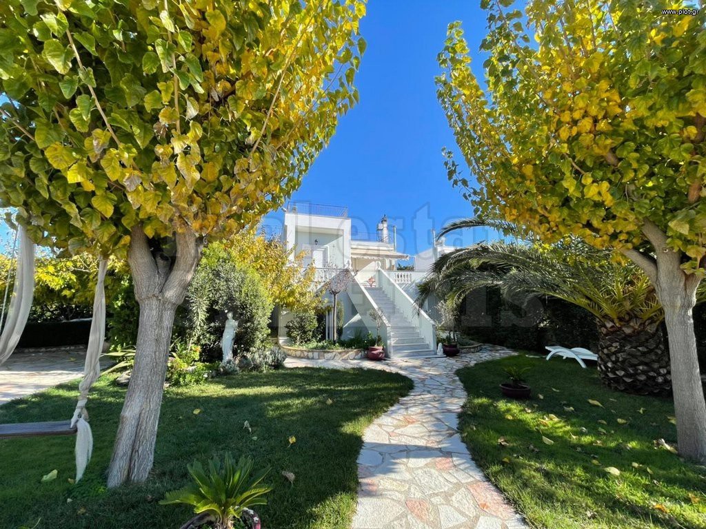 Μονοκατοικία 200 τ.μ. προς πώληση, Λουτράκι-Περαχώρα