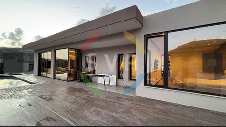 Bungalow 230τ.μ. για πώληση-