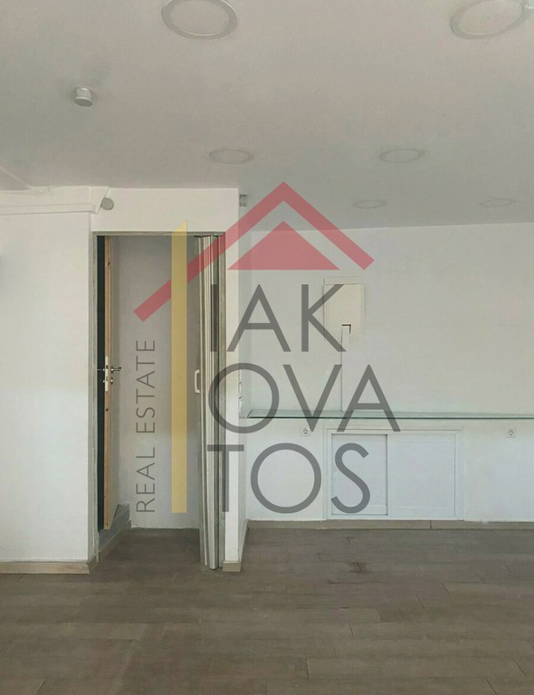 Κατάστημα 48 τ.μ. πρός πώληση, Αθήνα - Νότια Προάστια, Γλυφάδα