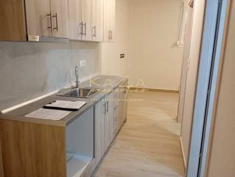Studio / γκαρσονιέρα 90τ.μ. για πώληση-Νεάπολη » Κάτω αναγέννηση