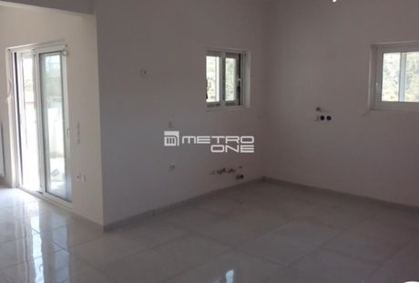 Apartment 84sqm for sale-Stamata » Center