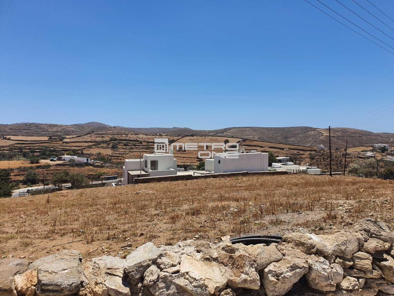Land plot 2.000 sqm for sale, Petrousa