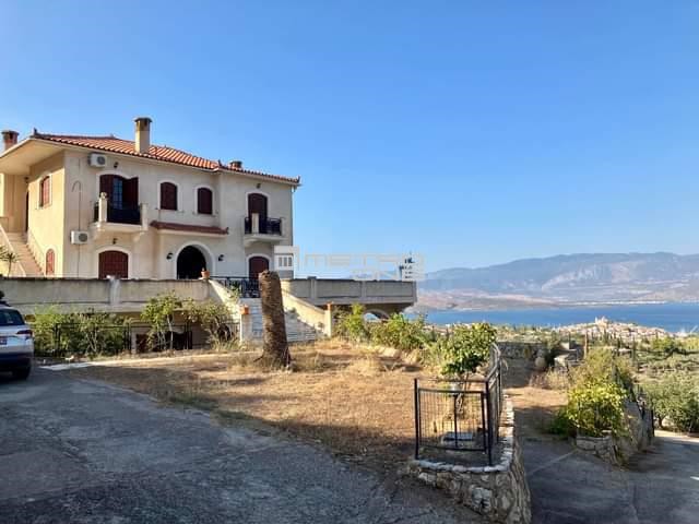Μονοκατοικία 515 τ.μ. προς πώληση, Κέντρο Γαλαξιδίου