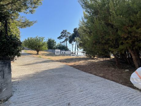 Land plot 1.000sqm for sale-Agios Stefanos » Center