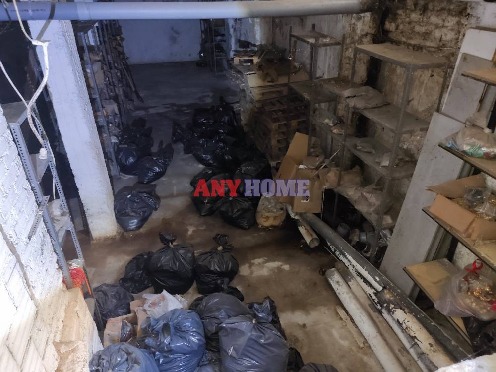 Αποθήκη 260 τ.μ. προς πώληση, Χαριλάου