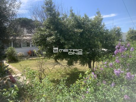 Land plot 370sqm for sale-Marousi » Paradeisos