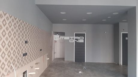 Store 75sqm for rent-Marousi » Center