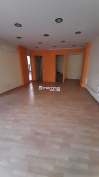 Store 156sqm for rent-Chalandri » Center