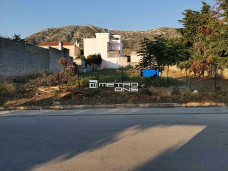 Οικόπεδο 800τ.μ. για πώληση-Κερατέα » Κέντρο