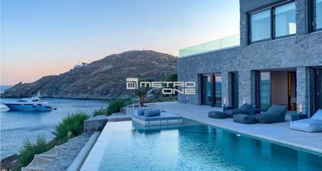 Villa 506sqm for sale-Mykonos » Main Town - Chora