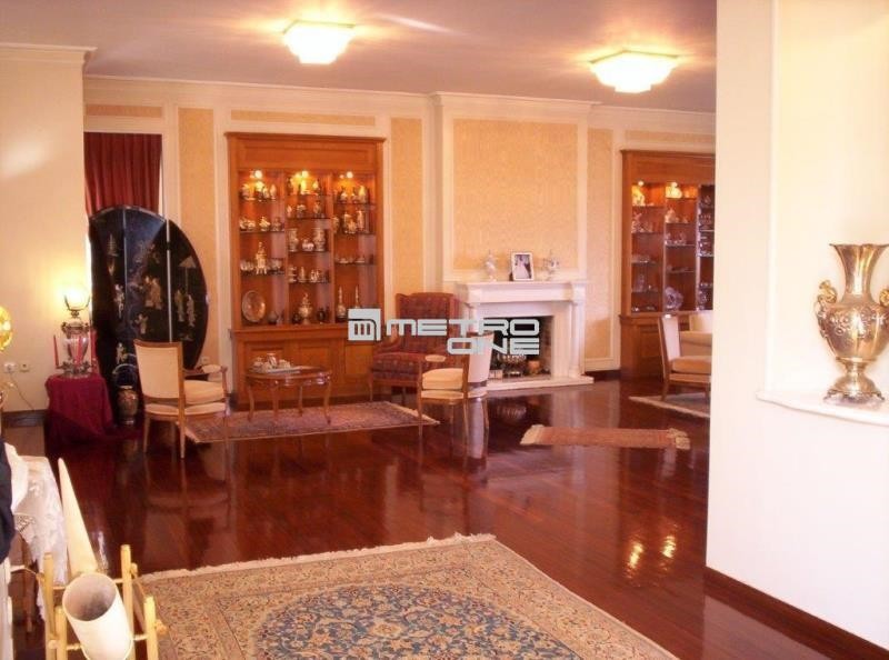 Μονοκατοικία 890 τ.μ. πρός ενοικίαση, Αθήνα - Βόρεια Προάστια, Φιλοθέη