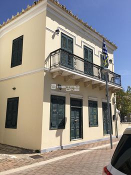 Hotel 223,72sqm for rent-Iera Poli Messologiou » Center