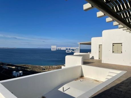Villa 150sqm for sale-Mykonos » Main Town - Chora