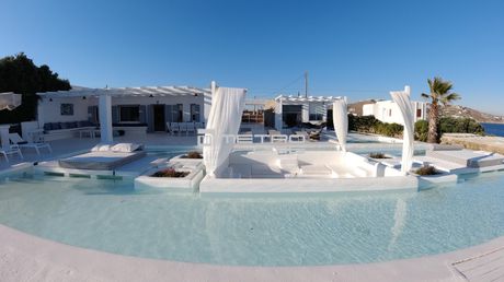 Villa 400sqm for sale-Mykonos » Main Town - Chora