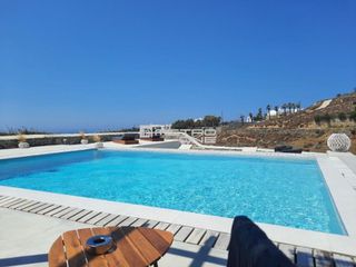 Κτίριο 320 τ.μ. προς πώληση, Χώρα Μυκόνου-thumb-1