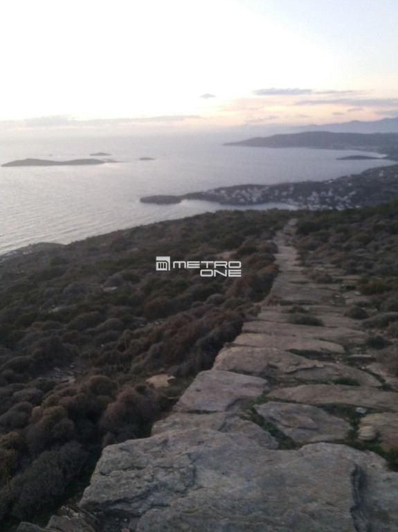 Αγροτεμάχια 104.000 τ.μ. προς πώληση, Υδρούσα