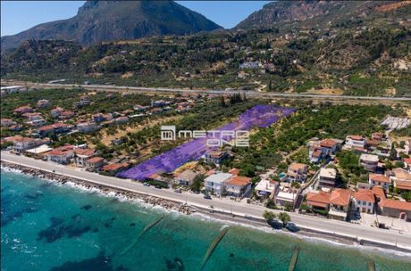 Land plot 10.300sqm for sale-Xilokastro » Center