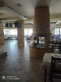 Business bulding 580sqm for rent-Spata » Center