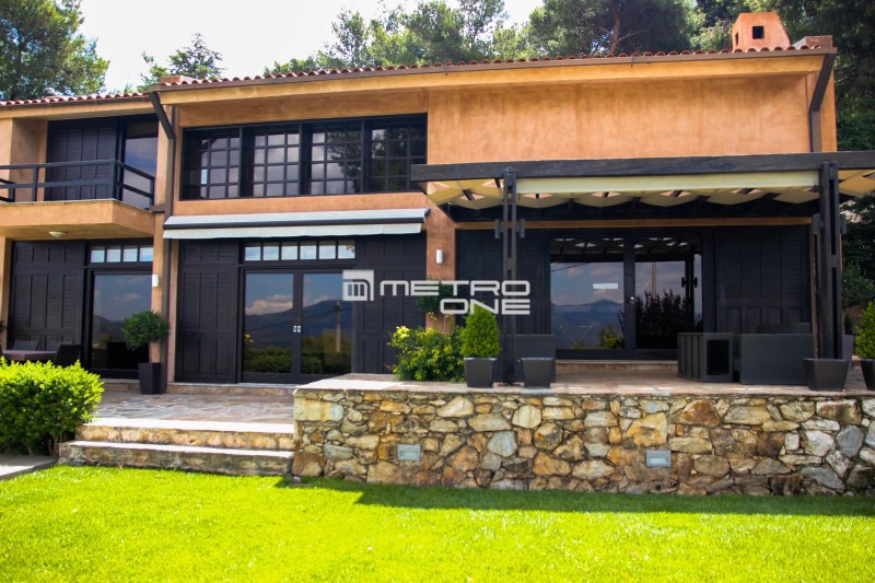 Μεζονέτα 550 τ.μ. πρός πώληση, Αθήνα - Βόρεια Προάστια, Εκάλη