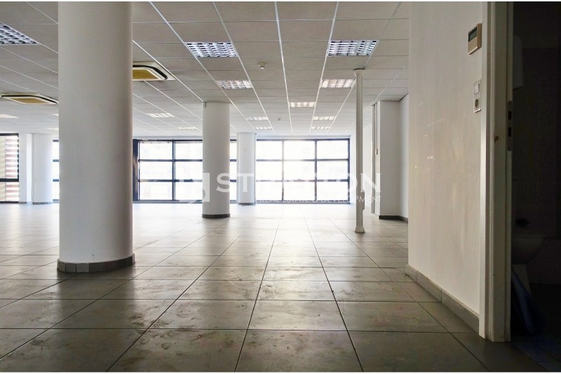 Επιχειρηματικό κτίριο 2.302 τ.μ. προς πώληση, Αθήνα - Κέντρο, Άγιος Ελευθέριος - Προμπονά - Ριζούπολη