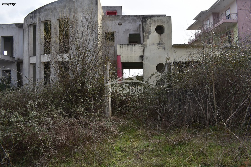 Μονοκατοικία 413 τ.μ. προς πώληση, Κατσικάς