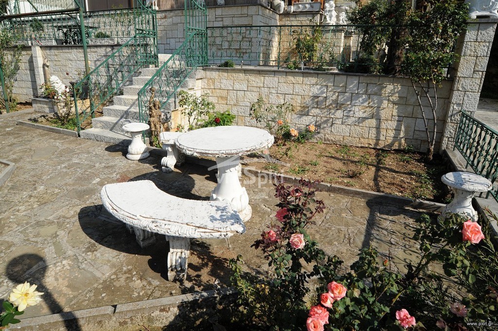 Μονοκατοικία 370 τ.μ. προς πώληση, Πέραμα Ιωαννίνων