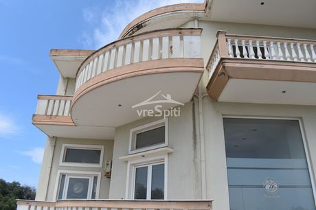 Industrial space 1.200sqm for rent-Preveza