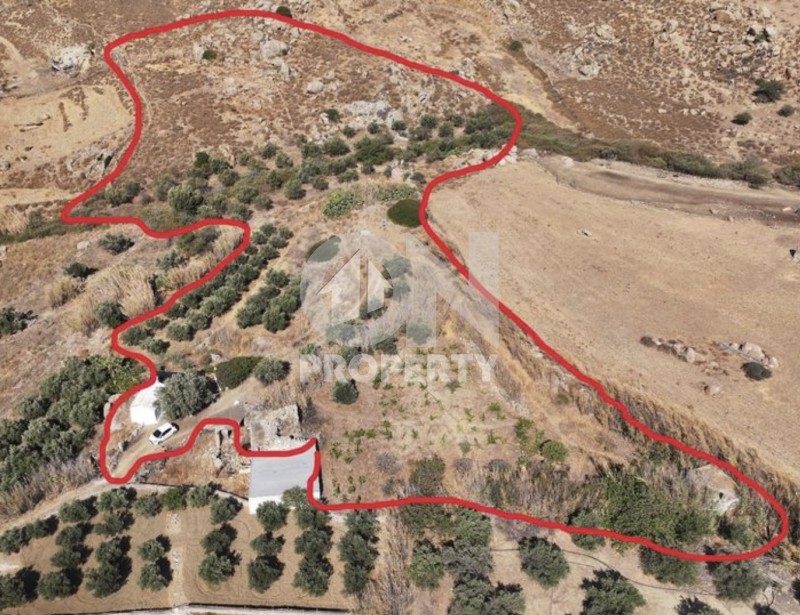 Αγροτεμάχια 13.720 τ.μ. πρός πώληση, Κυκλάδες, Νάξος
