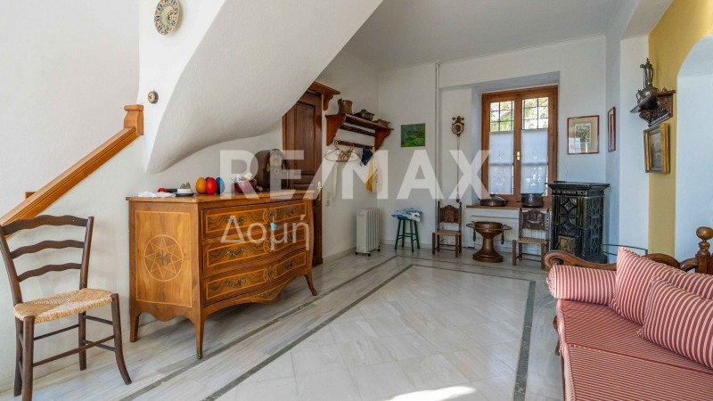 Μεζονέτα 348 τ.μ. πρός πώληση, Μαγνησία, Αγριά