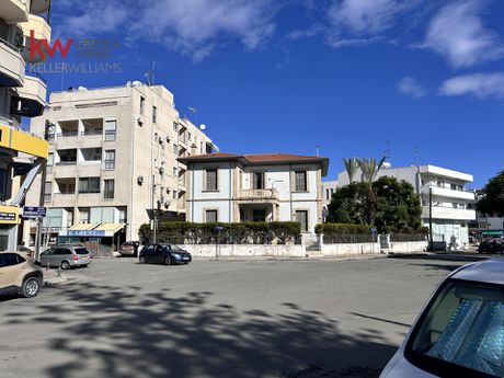 Μονοκατοικία 450τ.μ. για πώληση-Λάρνακα - κέντρο