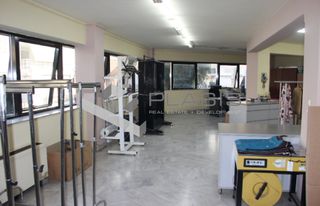 Επιχειρηματικό κτίριο 1.074 τ.μ. για πώληση