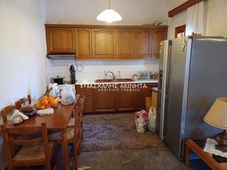Κτίριο 232 τ.μ. προς πώληση, Σίσι-thumb-5
