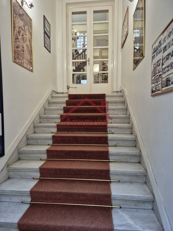 Επιχειρηματικό κτίριο 540 τ.μ. πρός ενοικίαση, Αθήνα - Κέντρο, Λεωφ. Πατησίων - Λεωφ. Αχαρνών