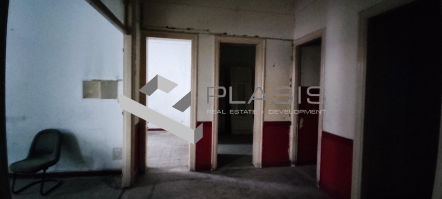 Επιχειρηματικό κτίριο 1.060 τ.μ. πρός πώληση, Αθήνα - Κέντρο, Κέντρο