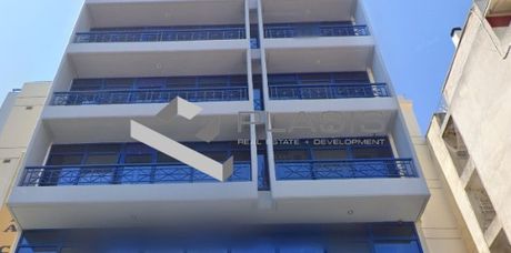 Επιχειρηματικό κτίριο 1.762 τ.μ. για πώληση