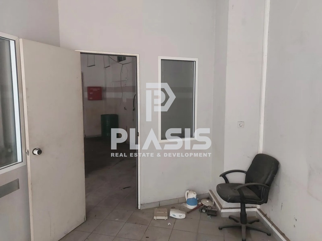 Κατάστημα 180 τ.μ. πρός πώληση, Αθήνα - Κέντρο, Εξάρχεια - Νεάπολη