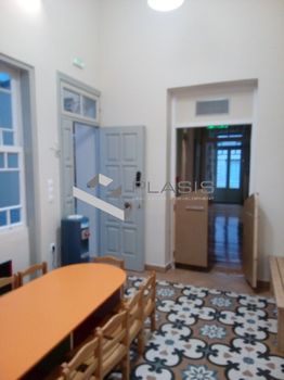 Επιχειρηματικό κτίριο 290 τ.μ. για πώληση