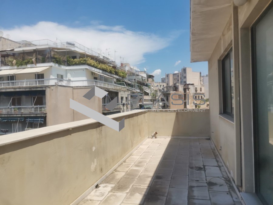 Επιχειρηματικό κτίριο 800 τ.μ. πρός πώληση, Αθήνα - Κέντρο, Κέντρο