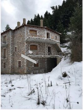 Οικόπεδο 8.200 τ.μ. για πώληση